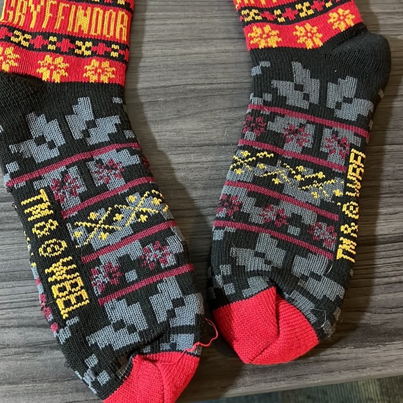 Harry potter house of Gryffindor socks - Picture 4 of 5